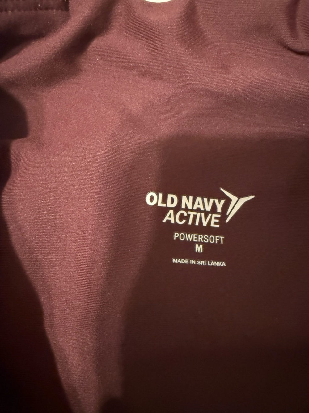 Old Navy Active Powersoft Leggings in Wine - Picture 3 of 4